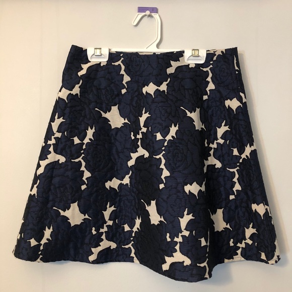Lucy Paris Blue and White Floral Flared Skirt - Picture 4 of 10